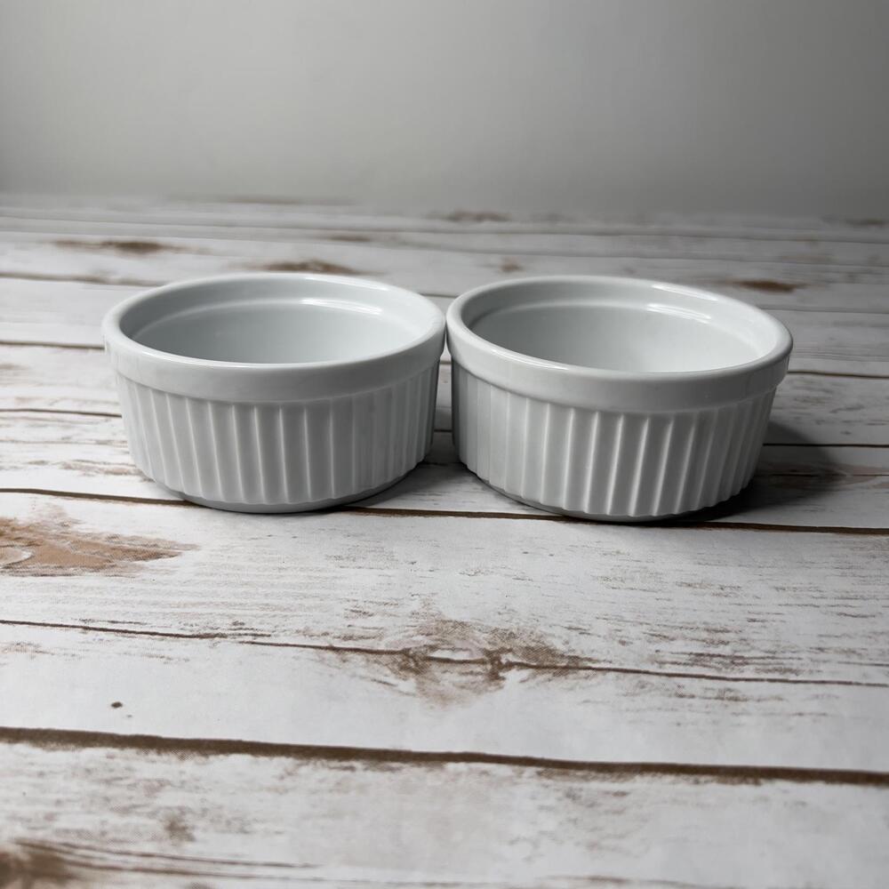 Progressive Brand‎ Set of 2 White Ceramic Ramekins 10 oz
